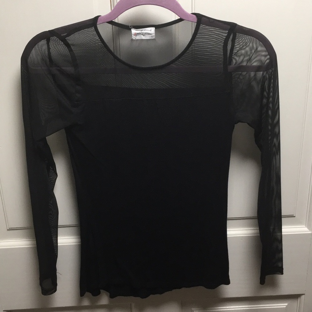Mesh sleeve top